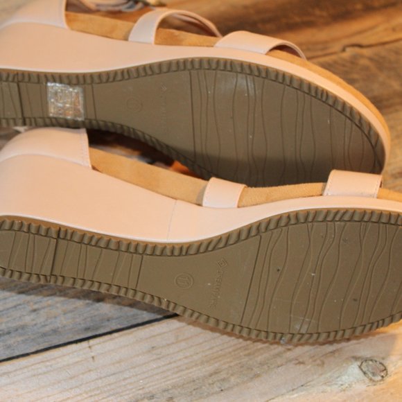 DREAM PAIRS Nude Elastic Ankle Strap Open Toe Platform Wedge Sandals 11 EUC - Picture 8 of 9